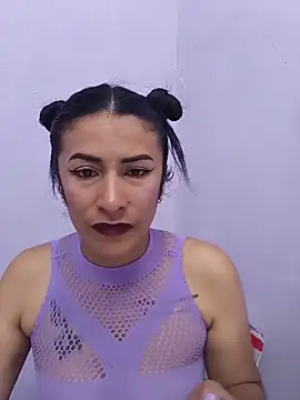 karinnahotdirty online show from June 3, 2026, 9:19 pm