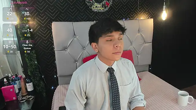 Snapshot of Thiago_Kozak chatting on November 24, 2025, 1:11 pm Thiago Kozak online show from November 24, 2025, 1:11 pm