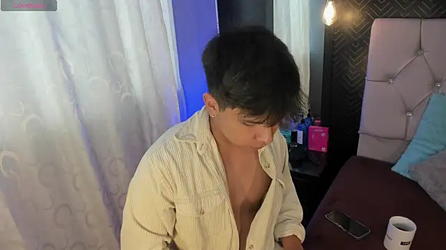 Snapshot of Thiago_Kozak chatting on January 19, 2026, 1:15 pm Thiago Kozak online show from January 19, 2026, 1:15 pm