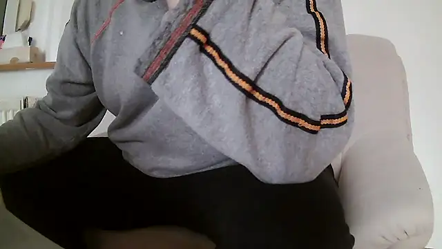 Snapshot of Lavastrom3 chatting on February 22, 2026, 2:41 pm Lavastrom3 online show from February 22, 2026, 2:41 pm