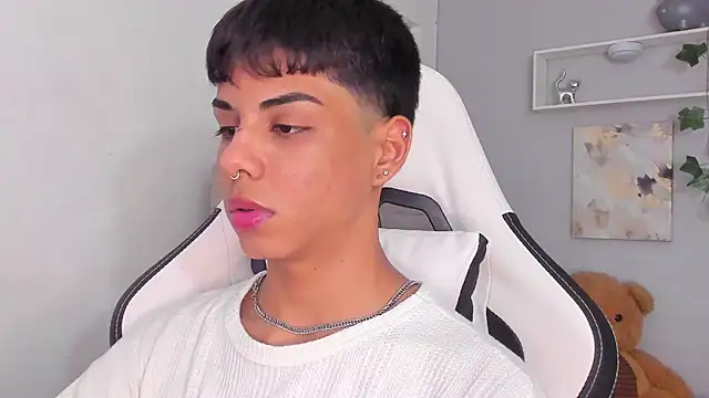 Thomas wil online show from November 14, 2025, 6:39 am