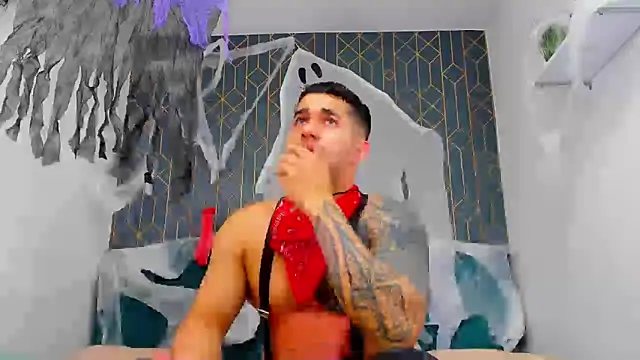 king falconer online show from October 10, 2025, 1:17 am