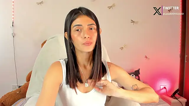 princessluna 19 online show from November 11, 2025, 8:03 pm