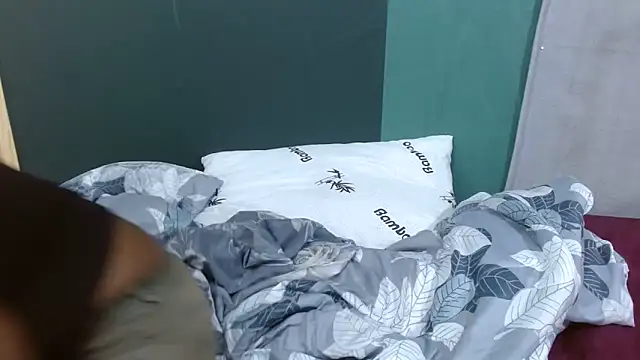 Snapshot of sexythae32 chatting on February 6, 2026, 11:28 am sexythae32 online show from February 6, 2026, 11:28 am