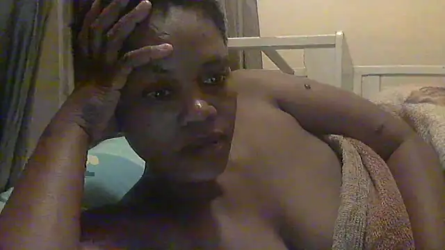 Snapshot of sexythae32 chatting on January 17, 2026, 11:41 pm sexythae32 online show from January 17, 2026, 11:41 pm