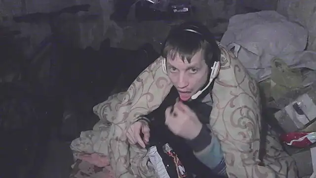 makarov1993 online show from December 5, 2025, 8:13 am