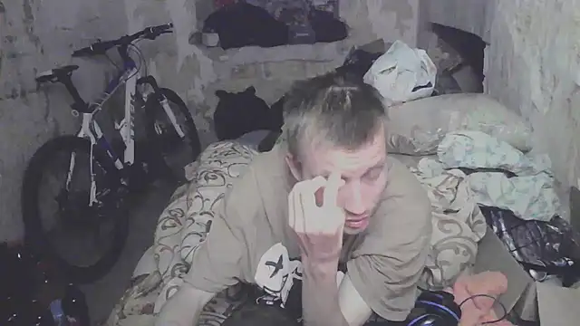 makarov1993 online show from September 23, 2025, 11:12 pm