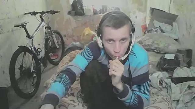 makarov1993 online show from October 5, 2025, 12:40 pm