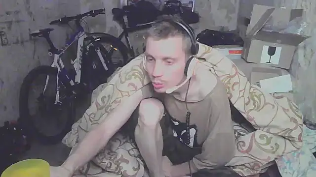makarov1993 online show from September 28, 2025, 8:54 am