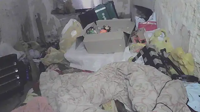 makarov1993 online show from April 3, 2026, 8:43 am