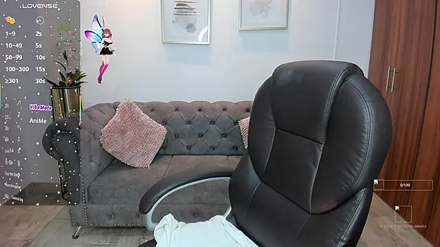 dafne hills online show from October 21, 2025, 7:13 pm