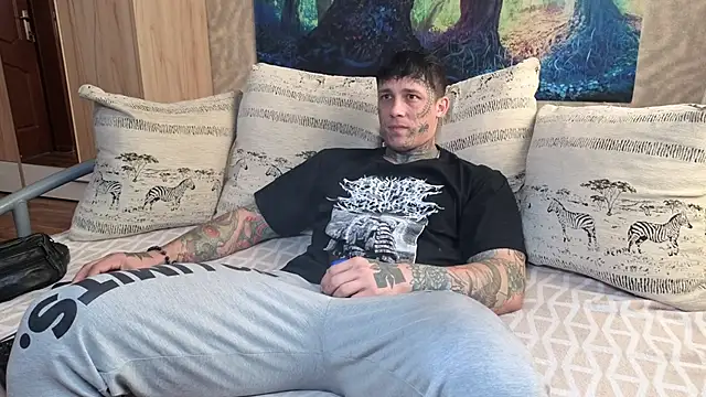 SKIRLINGOD online show from October 4, 2025, 4:36 am