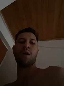 Michaell Spinelly online show from February 9, 2026, 8:29 pm