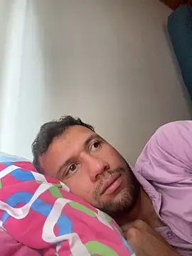 Michaell Spinelly online show from October 12, 2025, 4:19 pm