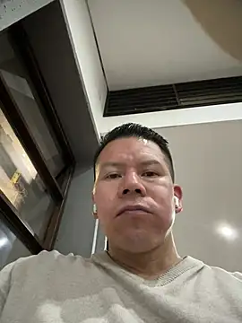 Manu0586 online show from February 16, 2026, 11:35 pm