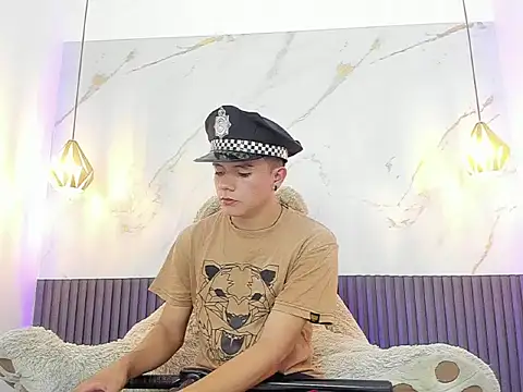 AndyFame1 online show from January 16, 2026, 6:23 pm