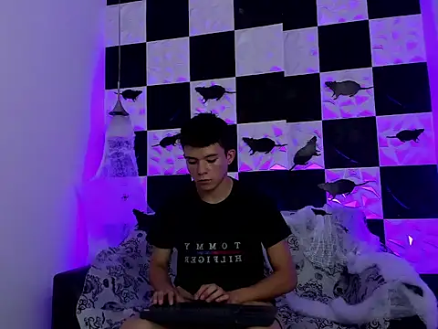 AndyFame1 online show from October 14, 2025, 6:52 pm