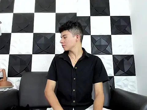 AndyFame1 online show from December 3, 2025, 6:40 pm