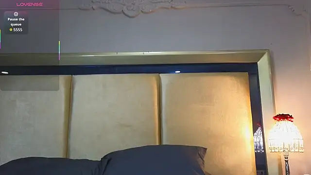 Snapshot of CharlesBrown_ chatting on October 11, 2025, 12:28 pm CharlesBrown online show from October 11, 2025, 12:28 pm