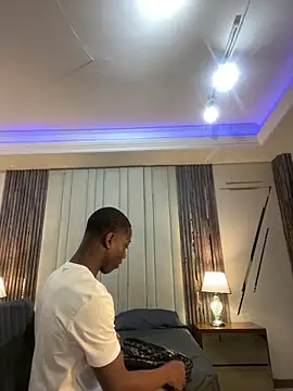 Snapshot of CharlesBrown_ chatting on November 4, 2025, 11:58 am CharlesBrown online show from November 4, 2025, 11:58 am