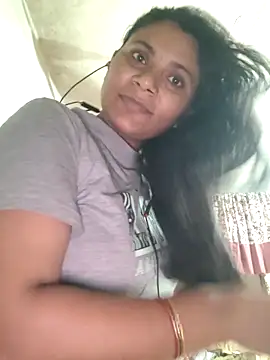 couple 71 online show from November 13, 2025, 7:01 am