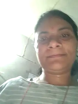 couple 71 online show from April 14, 2026, 1:38 pm