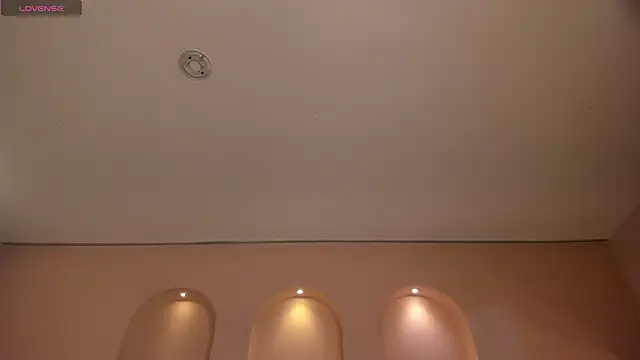 IsabellaMoreau online show from October 25, 2025, 7:58 pm