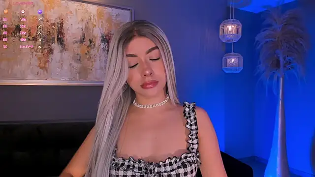 Snapshot of IsabellaMoreau chatting on February 15, 2026, 6:51 pm IsabellaMoreau online show from February 15, 2026, 6:51 pm