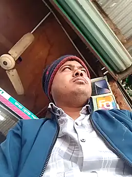 CatchingBouquet online show from January 8, 2026, 5:46 am