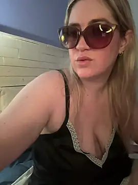 Granlady7 online show from March 28, 2026, 5:19 am