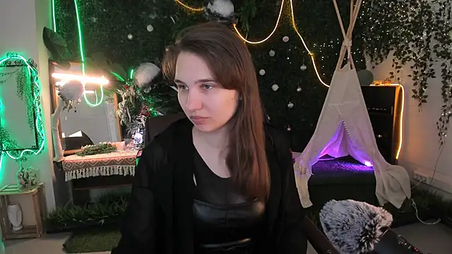 TessaMill online show from April 18, 2026, 9:11 am