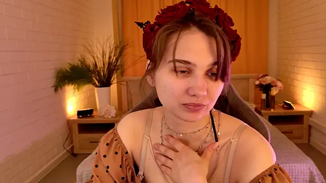 TessaMill online show from March 16, 2026, 5:44 am