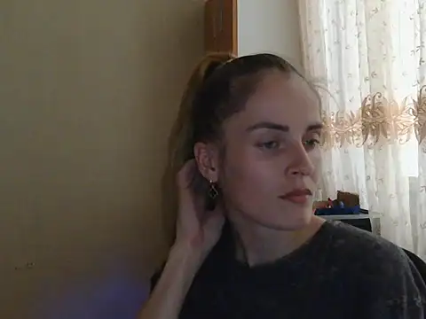 JayeTyler online show from November 16, 2025, 12:21 pm