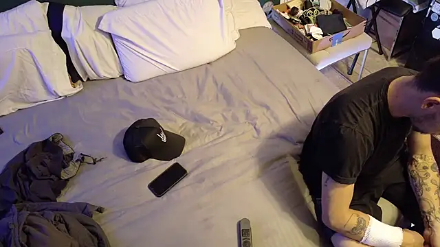 Snapshot of cough2getoff chatting on November 5, 2025, 4:26 am cough2getoff online show from November 5, 2025, 4:26 am