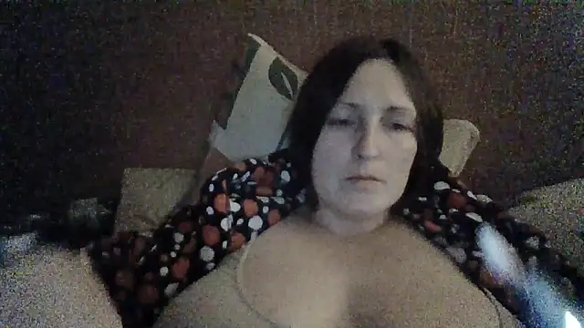 Snapshot of AllaSowinskaya chatting on September 18, 2025, 6:33 pm AllaSowinskaya online show from September 18, 2025, 6:33 pm