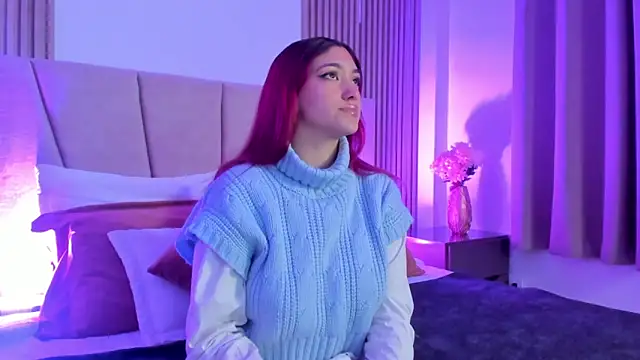 Snapshot of Victoria_Beaumont chatting on November 14, 2025, 11:47 am Victoria Beaumont online show from November 14, 2025, 11:47 am