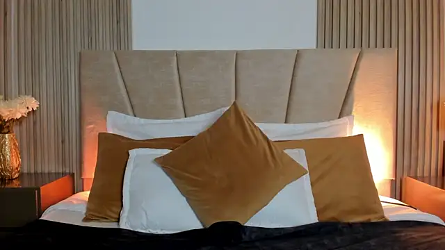 Snapshot of Victoria_Beaumont chatting on November 6, 2025, 11:36 am Victoria Beaumont online show from November 6, 2025, 11:36 am