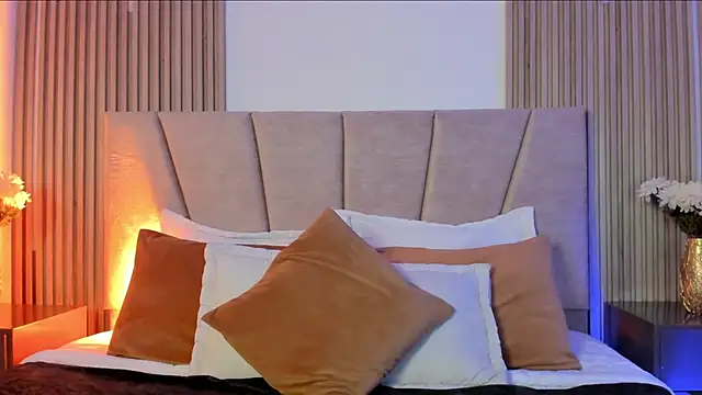 Snapshot of Victoria_Beaumont chatting on October 11, 2025, 12:17 pm Victoria Beaumont online show from October 11, 2025, 12:17 pm