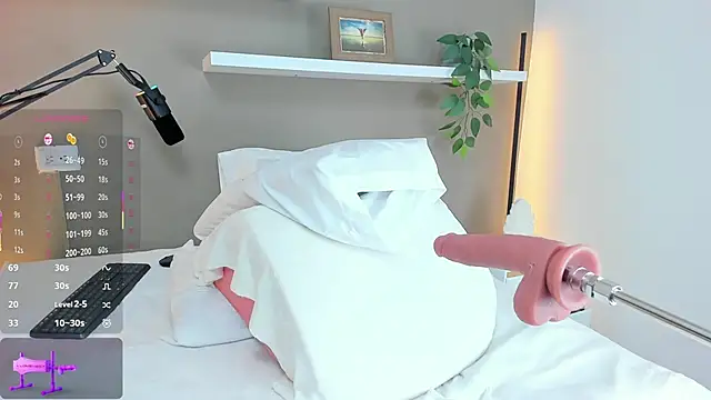 natasha ary online show from November 28, 2025, 2:17 pm