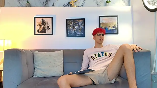 Snapshot of TWINKS_FRIENDS chatting on May 21, 2026, 1:30 pm TWINKS FRIENDS online show from May 21, 2026, 1:30 pm