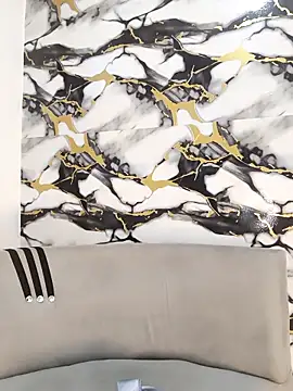 Hiroshi Shen online show from December 18, 2025, 11:14 am