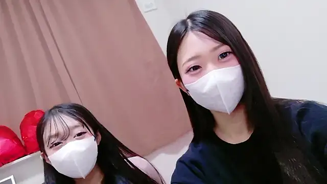 Snapshot of OSUSHI-CHAN chatting on February 13, 2026, 1:22 pm OSUSHI-CHAN online show from February 13, 2026, 1:22 pm