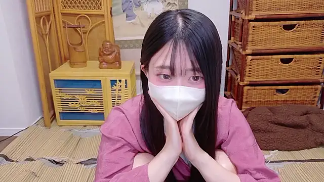 Snapshot of OSUSHI-CHAN chatting on November 18, 2025, 11:57 am OSUSHI-CHAN online show from November 18, 2025, 11:57 am