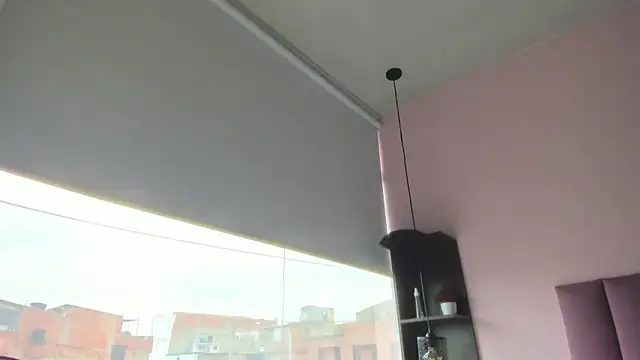 violet myerrs online show from September 18, 2025, 12:52 pm