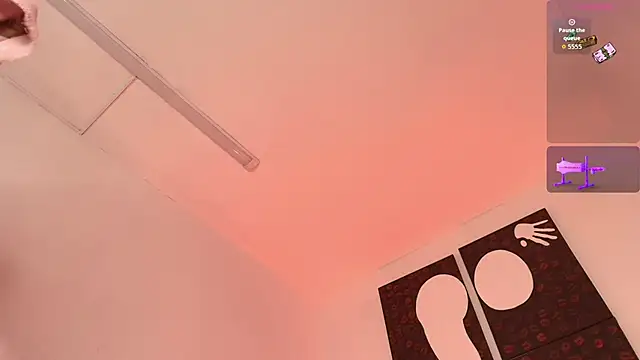 Iamlola  online show from October 10, 2025, 4:13 am