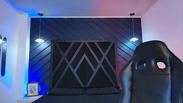 zoe martins  online show from March 2, 2026, 5:20 pm