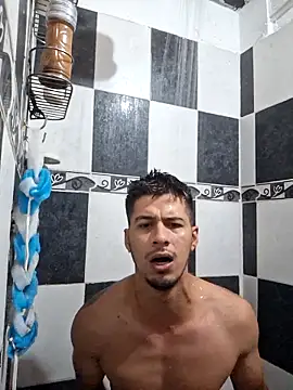 Snapshot of piterrr_hot chatting on September 29, 2025, 12:00 pm piterrr hot online show from September 29, 2025, 12:00 pm