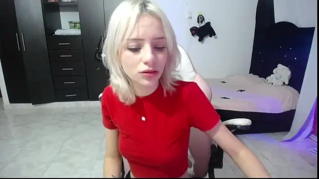 Elizabeth rose02 online show from October 25, 2025, 11:49 pm