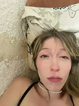 ReenKitty online show from July 4, 2026, 4:08 am