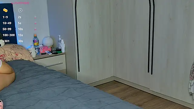 MissEmilyMiller online show from April 9, 2026, 6:47 pm